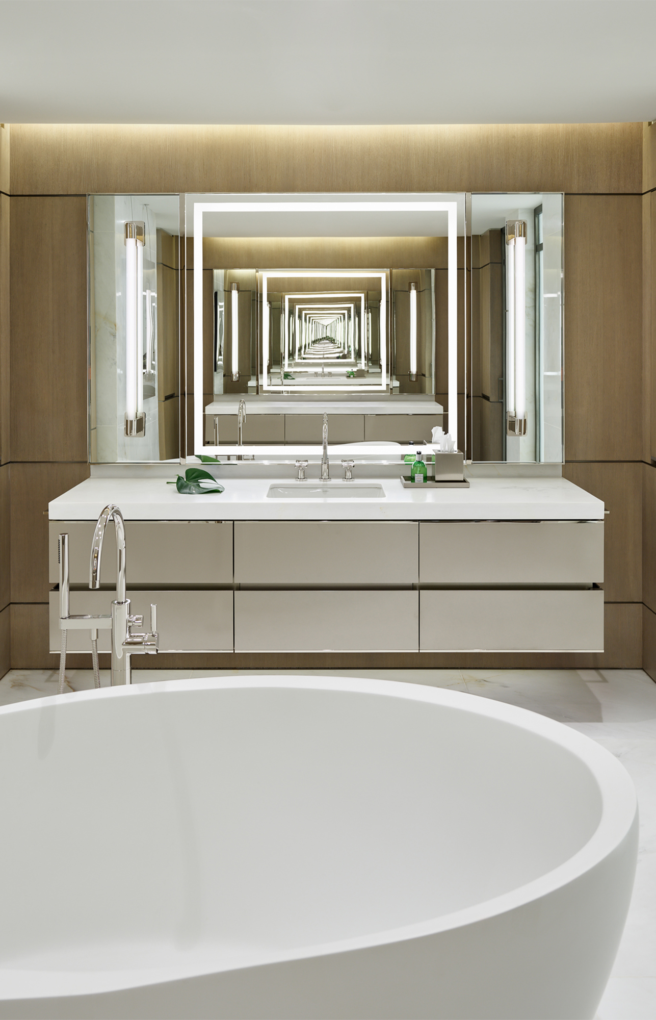 House-of-Hunt-Interior-Design-Chicago-Modern-Bathroom-With-Soaking-Tub-Mobile